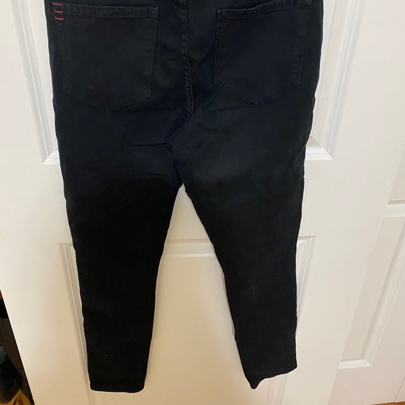 BDG high waisted distressed jeans - Picture 3 of 5